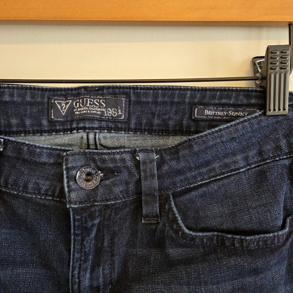 GUESS Los Angeles Brittney Skinny Jeans – Dark Wash – Size 29 - Picture 3 of 7